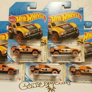 HOT WHEELS TOYOTA OFFROAD TRUCK (×5)